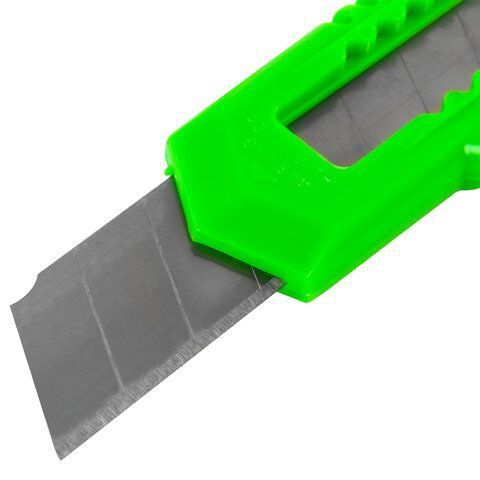 Нож канцелярский 18мм с фиксатором упаковка с европодвесом Staff 1/24/576